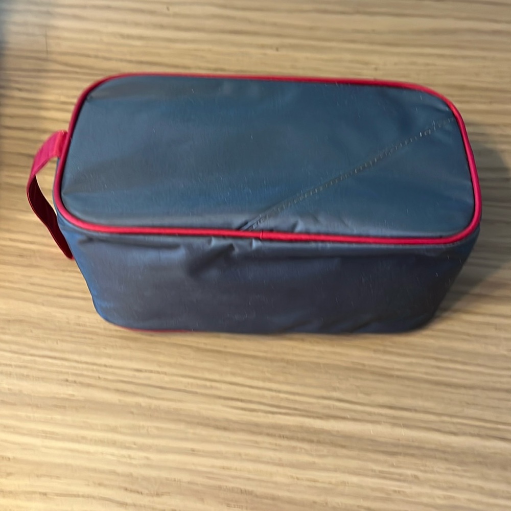 Bath & Body Works EveryDay Grey Toiletry Bag.